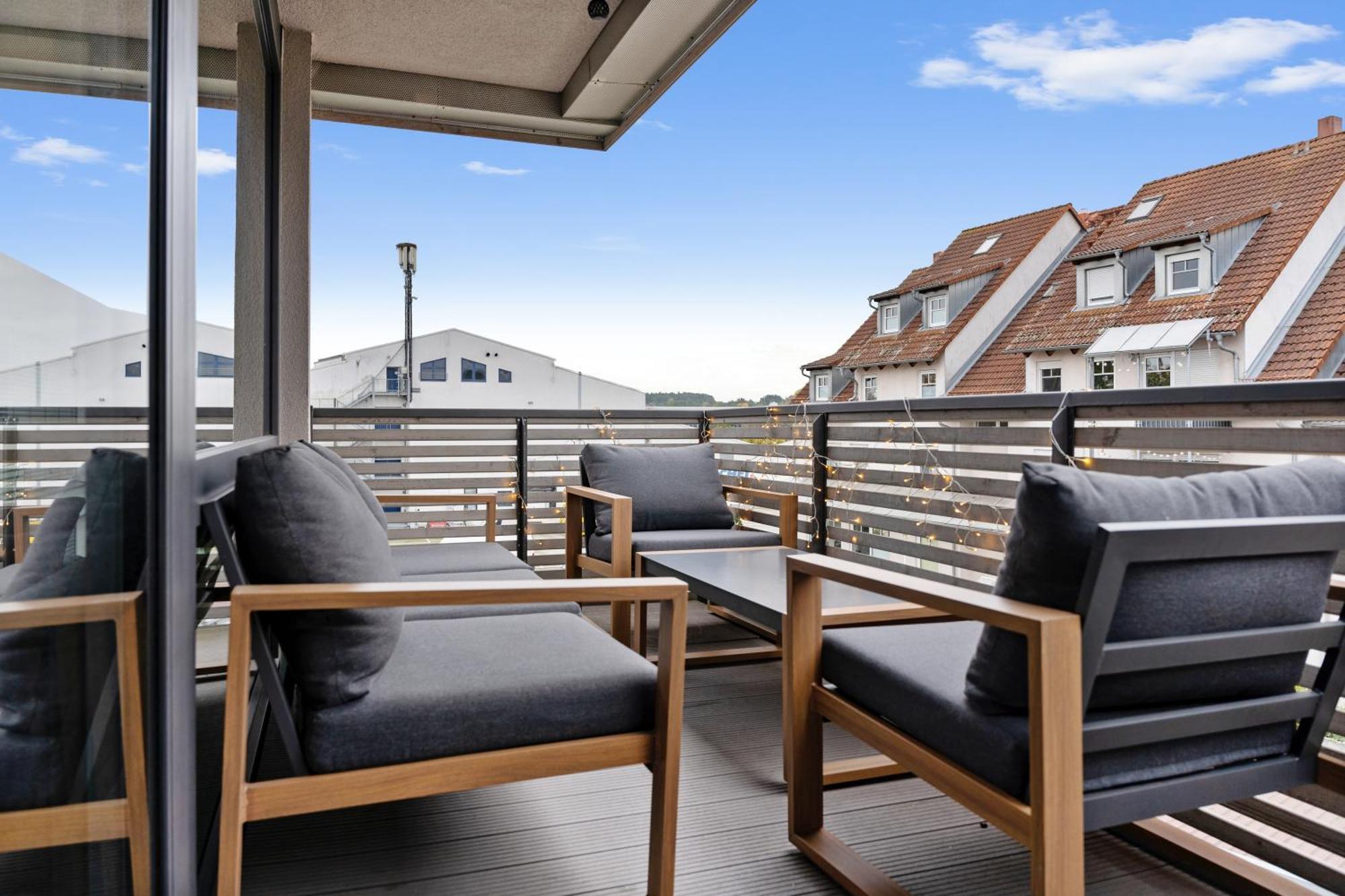 Modern Style Business Suite - Office - Kitchen - Balcony Herzogenaurach Esterno foto